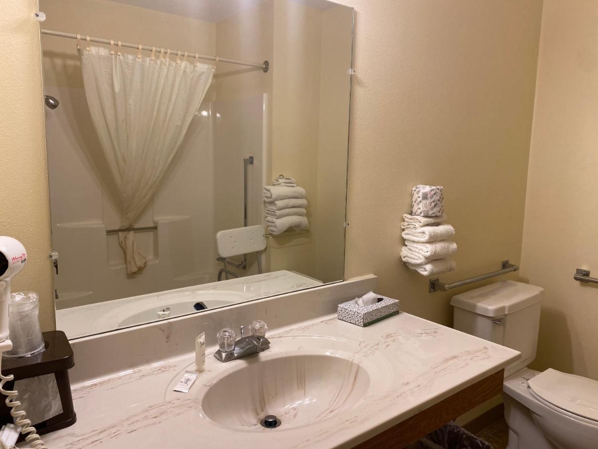 Amerivu Inn Prentice المظهر الخارجي الصورة