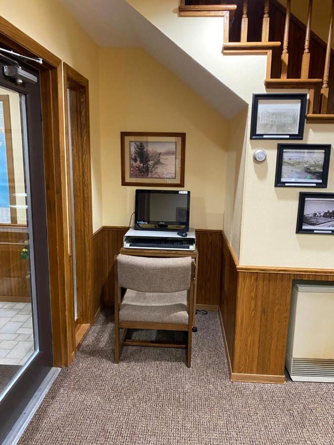 Amerivu Inn Prentice المظهر الخارجي الصورة
