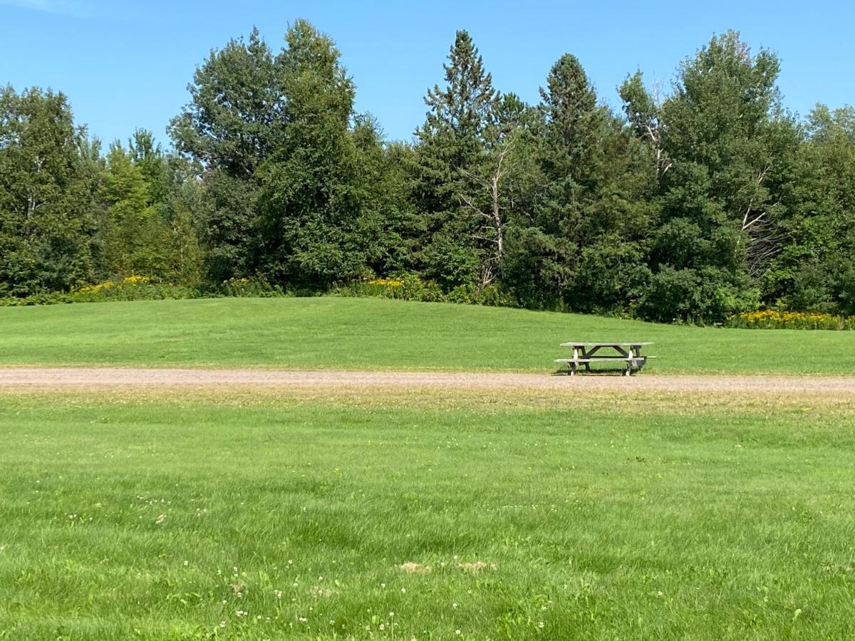 Amerivu Inn Prentice المظهر الخارجي الصورة